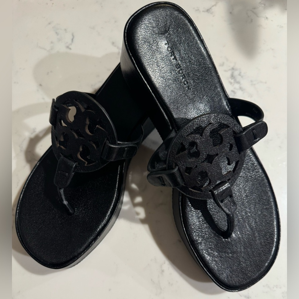 TORY BURCH Women's Miller Wedge Sandal NWOT - Picture 4 of 16
